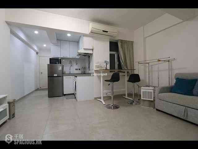Wan Chai - Man Hee Mansion 01