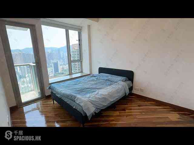 Wan Chai - The Avenue Phase 2 02