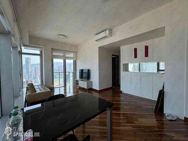 Wan Chai - The Avenue Phase 2 05