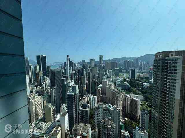 Wan Chai - The Avenue Phase 2 06