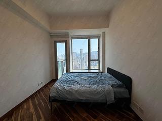 Wan Chai - The Avenue Phase 2 07