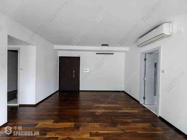 Soho - Centrestage Block 2 02