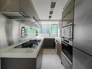 Soho - Centrestage Block 2 03