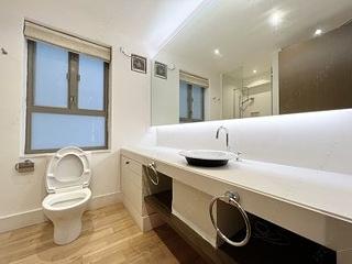 Mid Levels Central - Kam Yuen Mansion 14