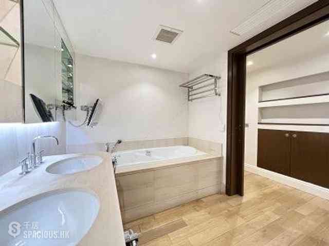 Mid Levels Central - Kam Yuen Mansion 30