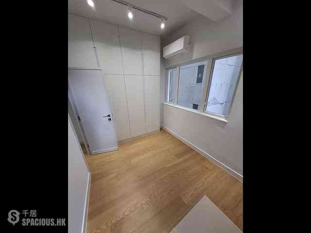 Causeway Bay - Bay View Mansion Block C 04