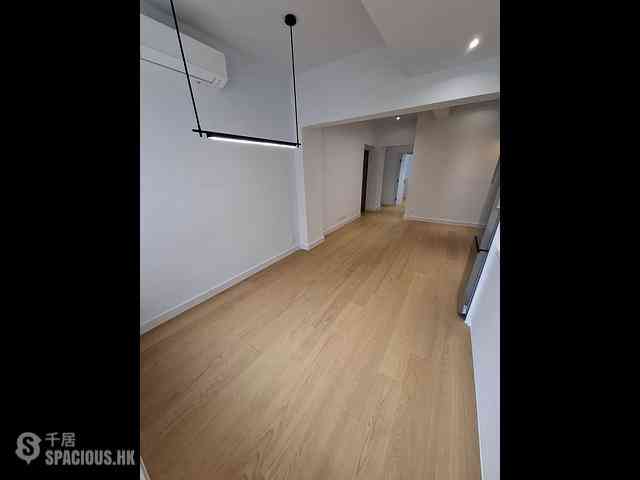 Causeway Bay - Bay View Mansion Block C 05