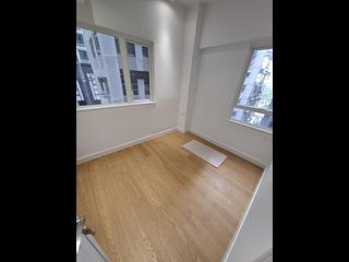 Causeway Bay - Bay View Mansion Block C 08