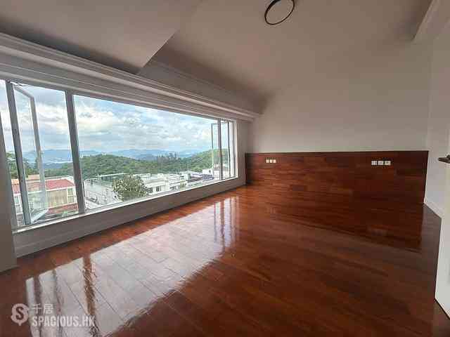 Clear Water Bay - Las Pinadas 10