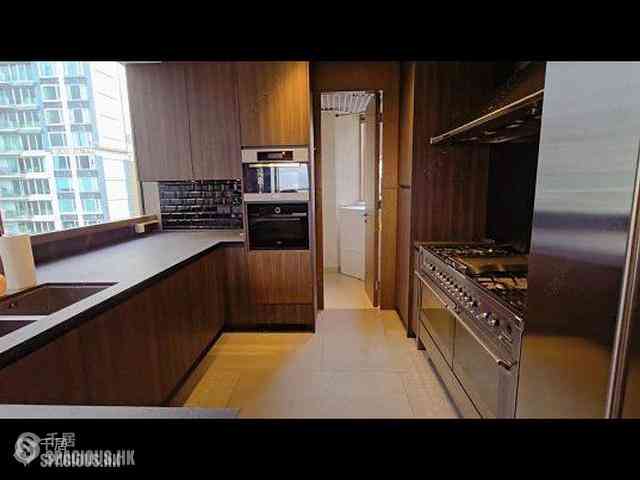 Tai Hang - The Signature 16