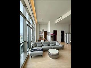 Tai Kok Tsui - Shining Heights 12
