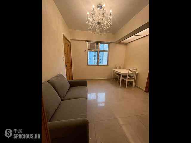 Wan Chai - Luen Fat Mansion 02