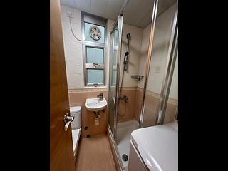 Wan Chai - Luen Fat Mansion 05