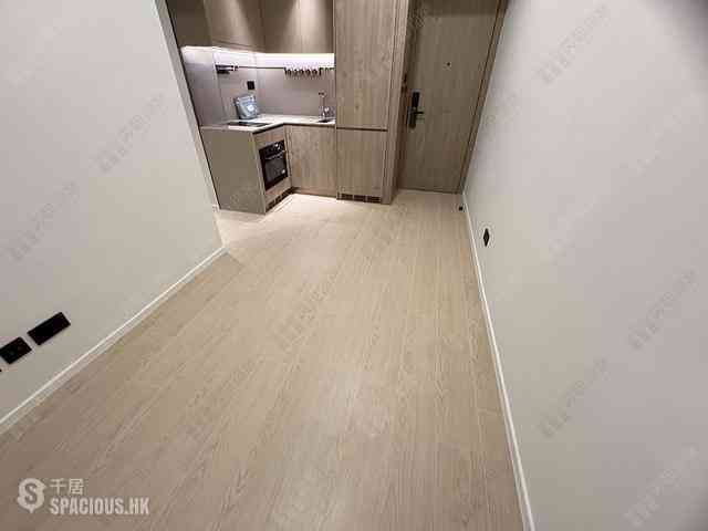 Quarry Bay - Finnie 03