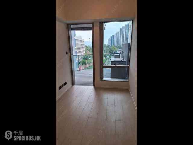 Quarry Bay - Finnie 06
