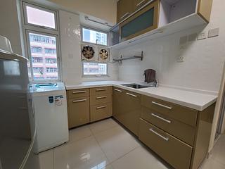 Wan Chai - Wing Shing Building 06