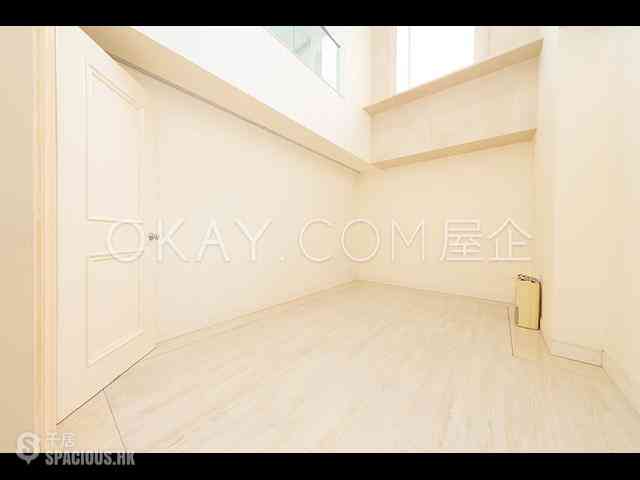 Repulse Bay - Overbays 05