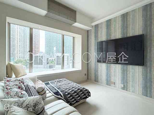 West Kowloon - Sorrento 02
