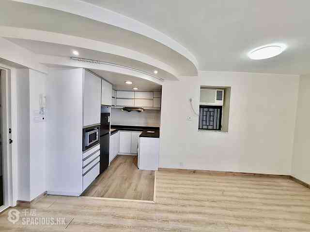 Causeway Bay - Illumination Terrace Block 2 02