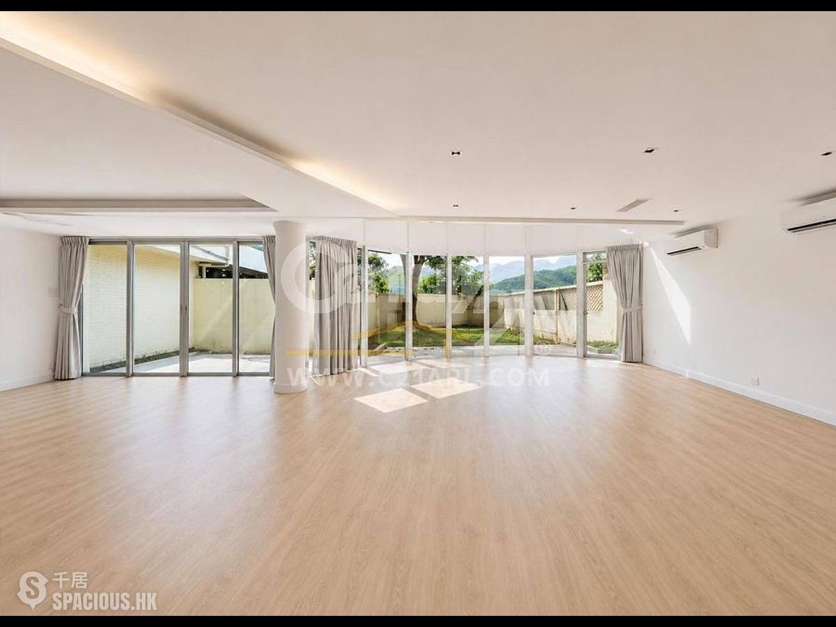 Shouson Hill - Henredon Court 01
