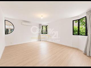 Shouson Hill - Henredon Court 06