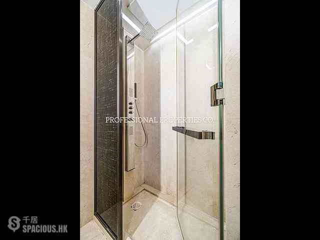 Mid Levels Central - Gramercy 02