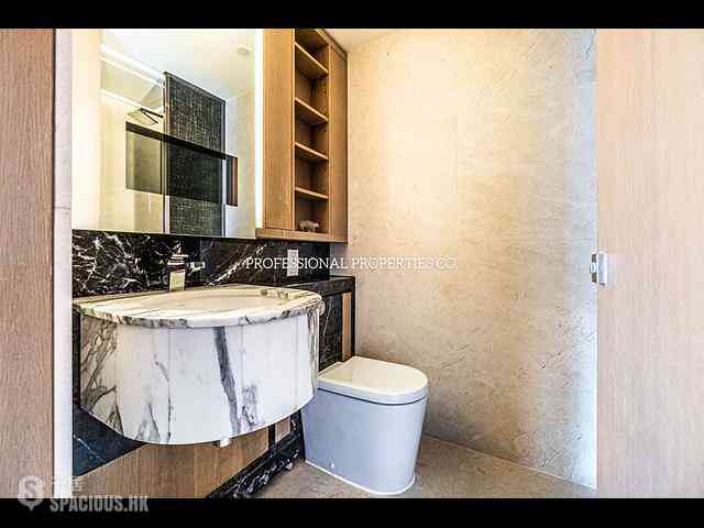 Mid Levels Central - Gramercy 04
