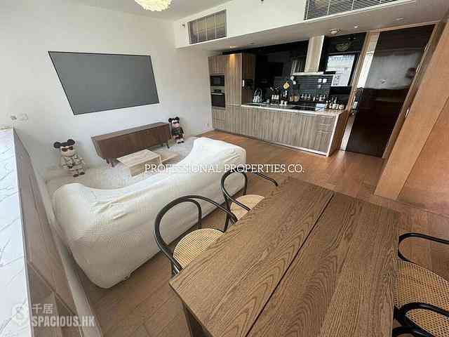 Mid Levels Central - Gramercy 08
