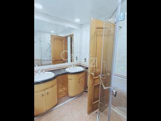 Mid Levels Central - Fairlane Tower 09