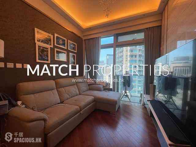 Wan Chai - The Avenue 01