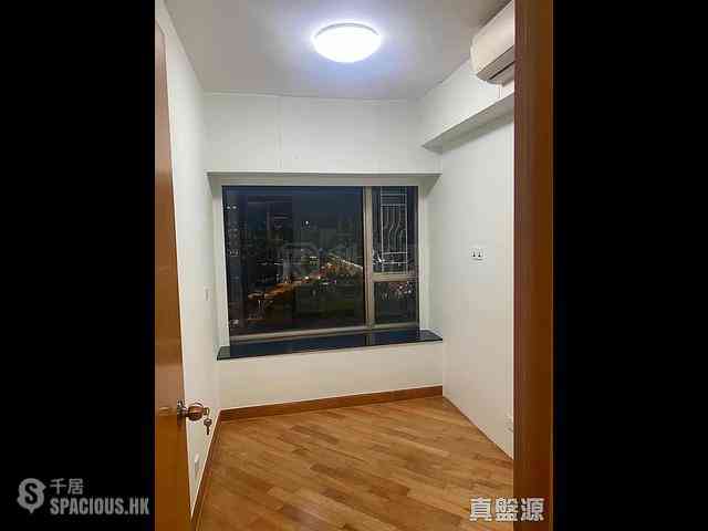 West Kowloon - Sorrento 06