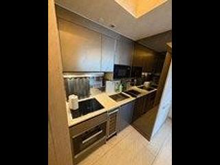 Sai Ying Pun - King's Hill 07