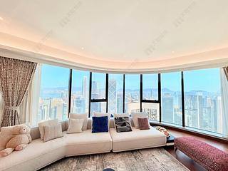 Mid Levels Central - Fairlane Tower 03