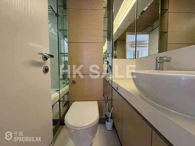 Soho - Centrestage 06