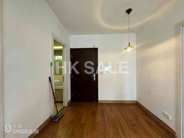 Soho - Centrestage 02