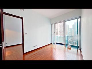 Wan Chai - J Residence 08