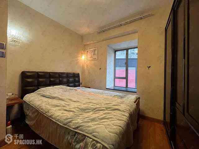 Central - Hollywood Terrace 12