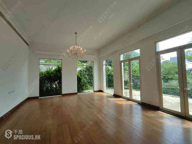 Repulse Bay - 110, Repulse Bay Road 15