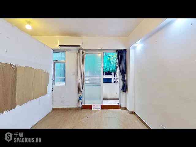 Sheung Wan - 8, Hillier Street 07