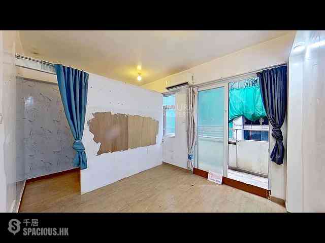 Sheung Wan - 8, Hillier Street 08