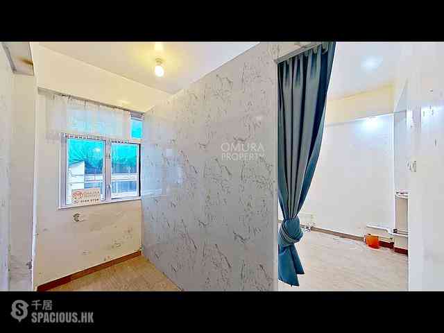 Sheung Wan - 8, Hillier Street 10