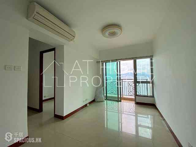 Kennedy Town - The Merton 01