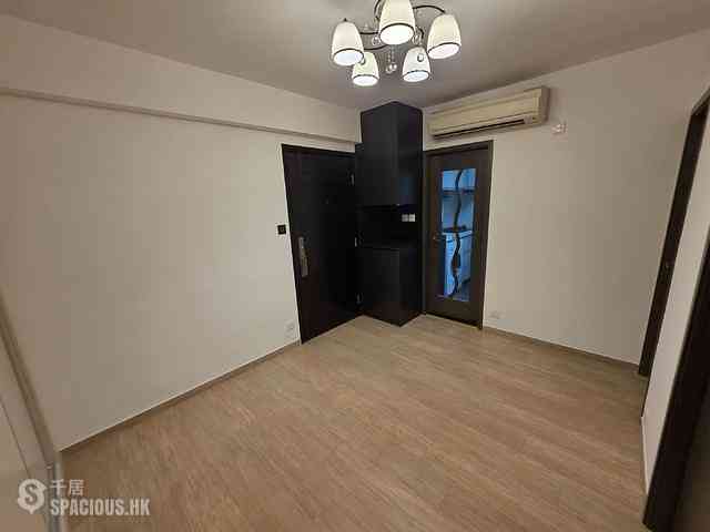 Sai Ying Pun - Hang Sing Mansion 02