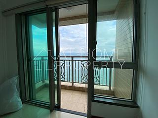 Kennedy Town - The Merton 10