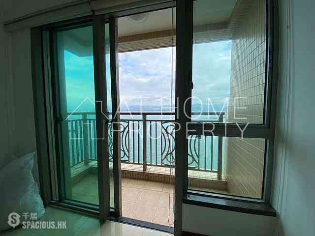 Kennedy Town - The Merton 10
