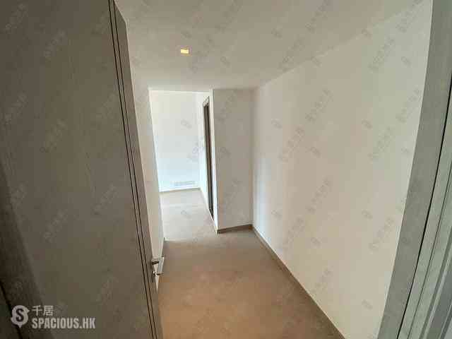 Wong Chuk Hang - The Southside Phase 3B Blue Coast Tower 2B 08