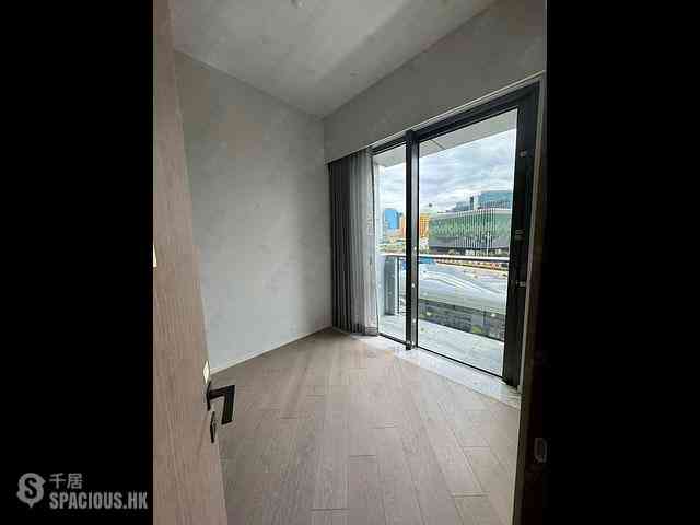Kai Tak - Henley Park Mansion B 10