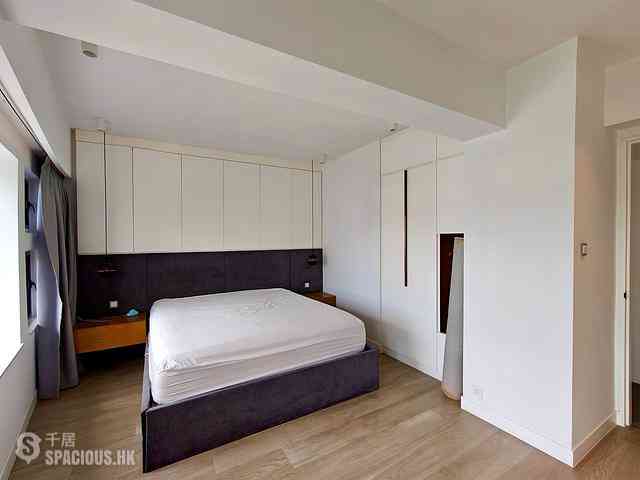 Mid Levels Central - Birchwood Place 05