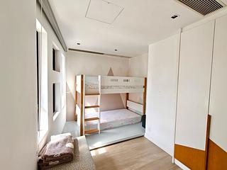 Mid Levels Central - Birchwood Place 06