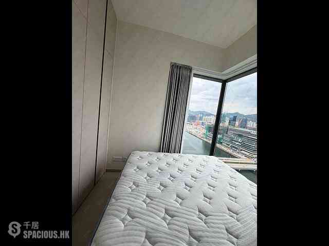 Kai Tak - One Victoria Tower 2B 10